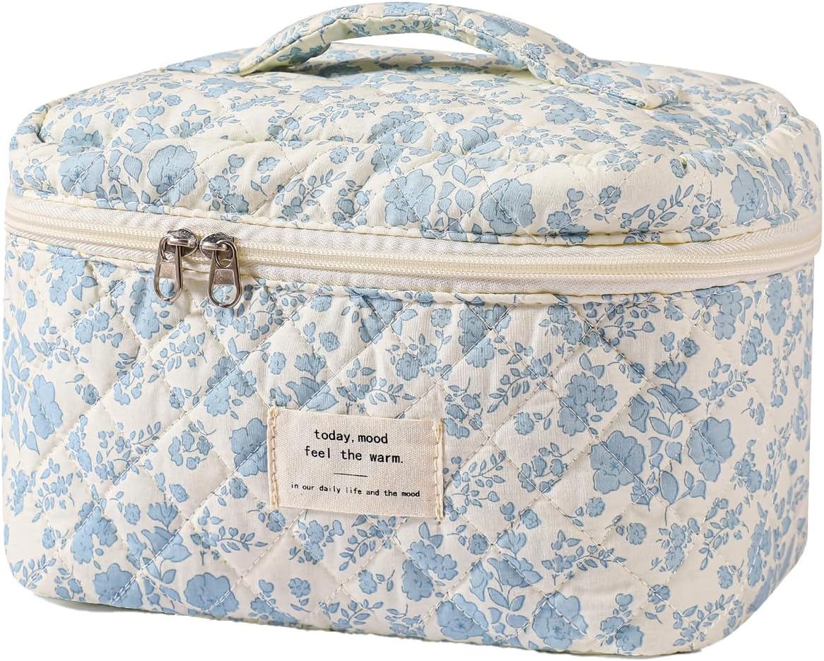 Large Travel Quilted Makeup Bag for Women, Floral Cotton Cosmetic Bag, Coquette Aesthetic Floral Toiletry Organizer Bag (01Lithtblue-flower)