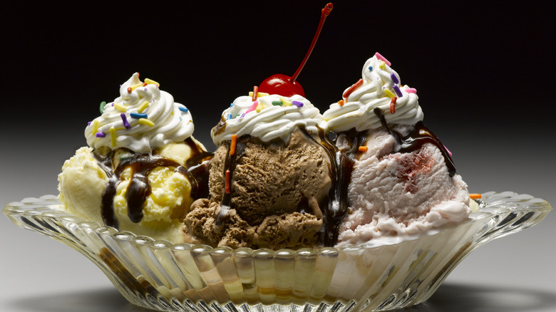 Deep-Fried Brownies Will Take Your Ice Cream Sundaes to a Whole New Level